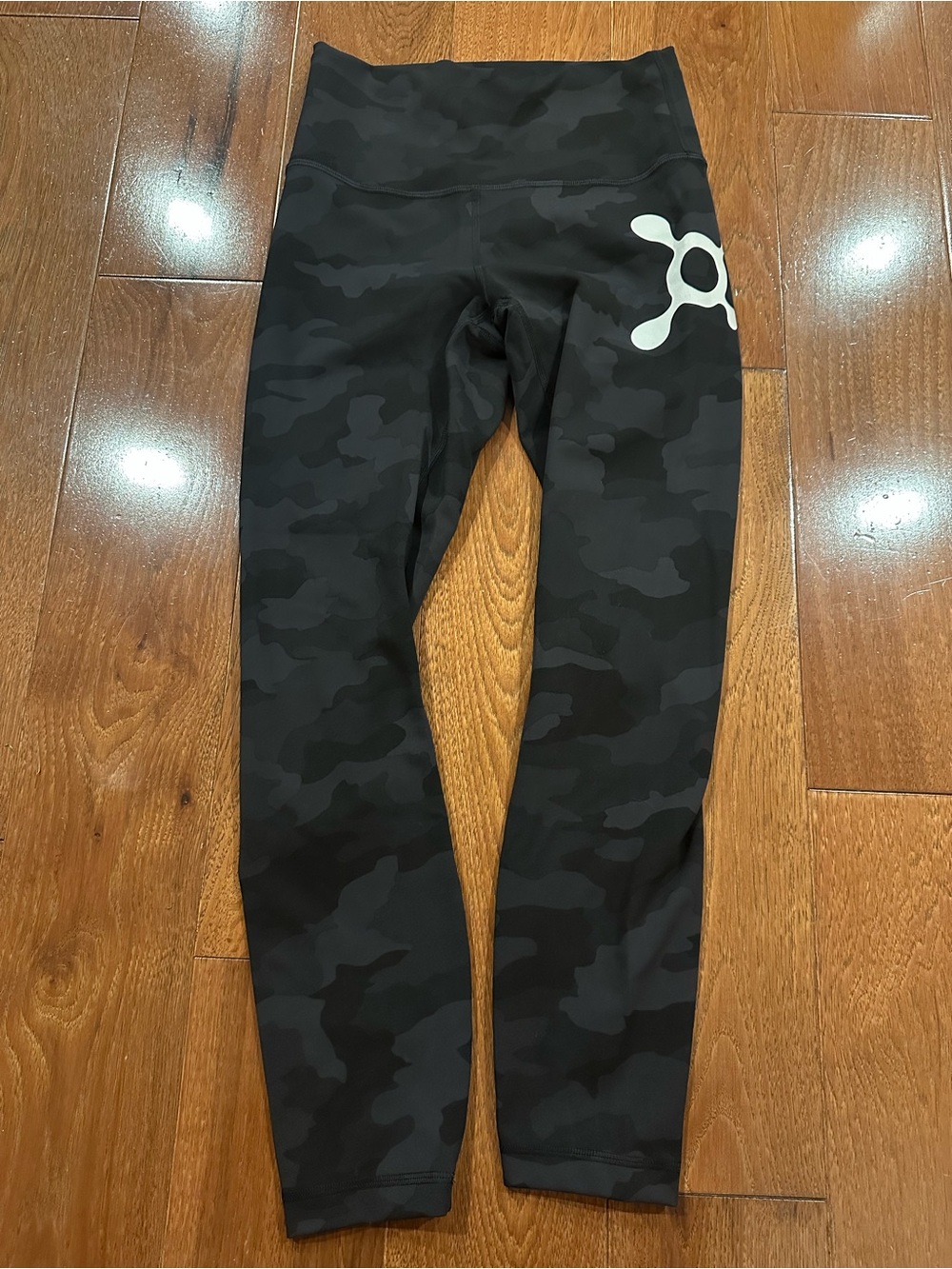 Orange Theory x Lululemon Wunder Train High-Rise Tight 25" W5CQNS
